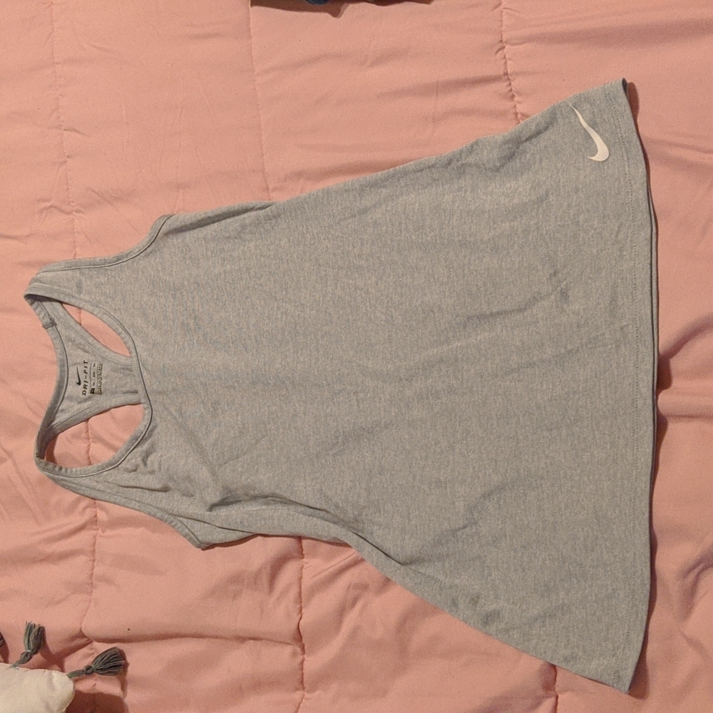 Nike tank